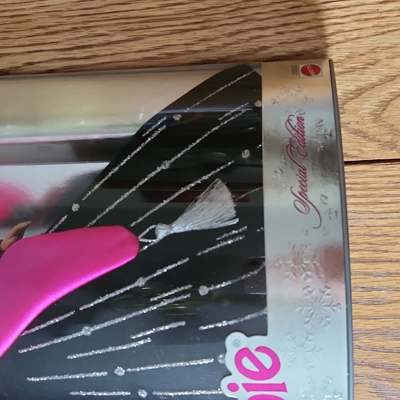 Mattel Special Edition Happy Holidays Barbie 1998 Brand New in box - Picture 3 of 5